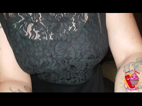 ❤️ Adik tiri slutty memberinya blowjob dan spanyol ❤️ porno indah pada kami